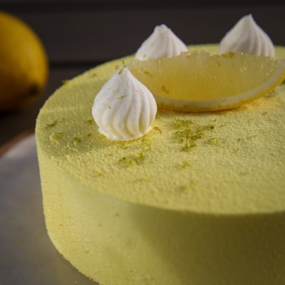 Entremets Citron – Croustillant Riz Soufflé & Crémeux Acidulé | Véronique Derennes