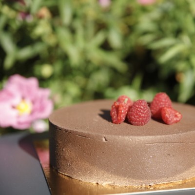 Coeur framboise – Entremets chocolat framboise | Véronique Derennes
