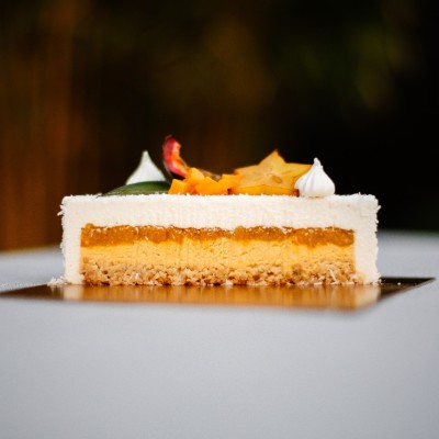 Coco Loco – Entremets Coco, mangue, fruits de la passion | Véronique Derennes