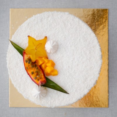 Coco Loco – Entremets Coco, mangue, fruits de la passion | Véronique Derennes
