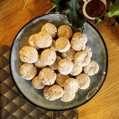 Moelleux Citron-Noisette – Biscuit Fondant au Citron et Poudre de Noisette |Véronique DERENNES